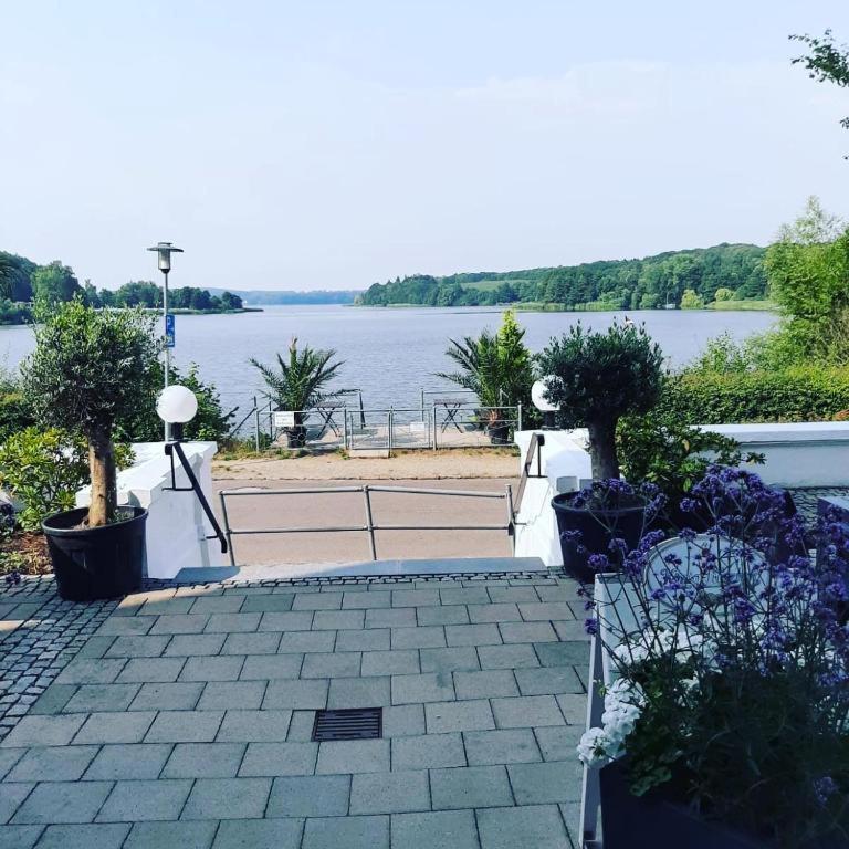 See Schlosshotel Am Kellersee Eutin Ngoại thất bức ảnh